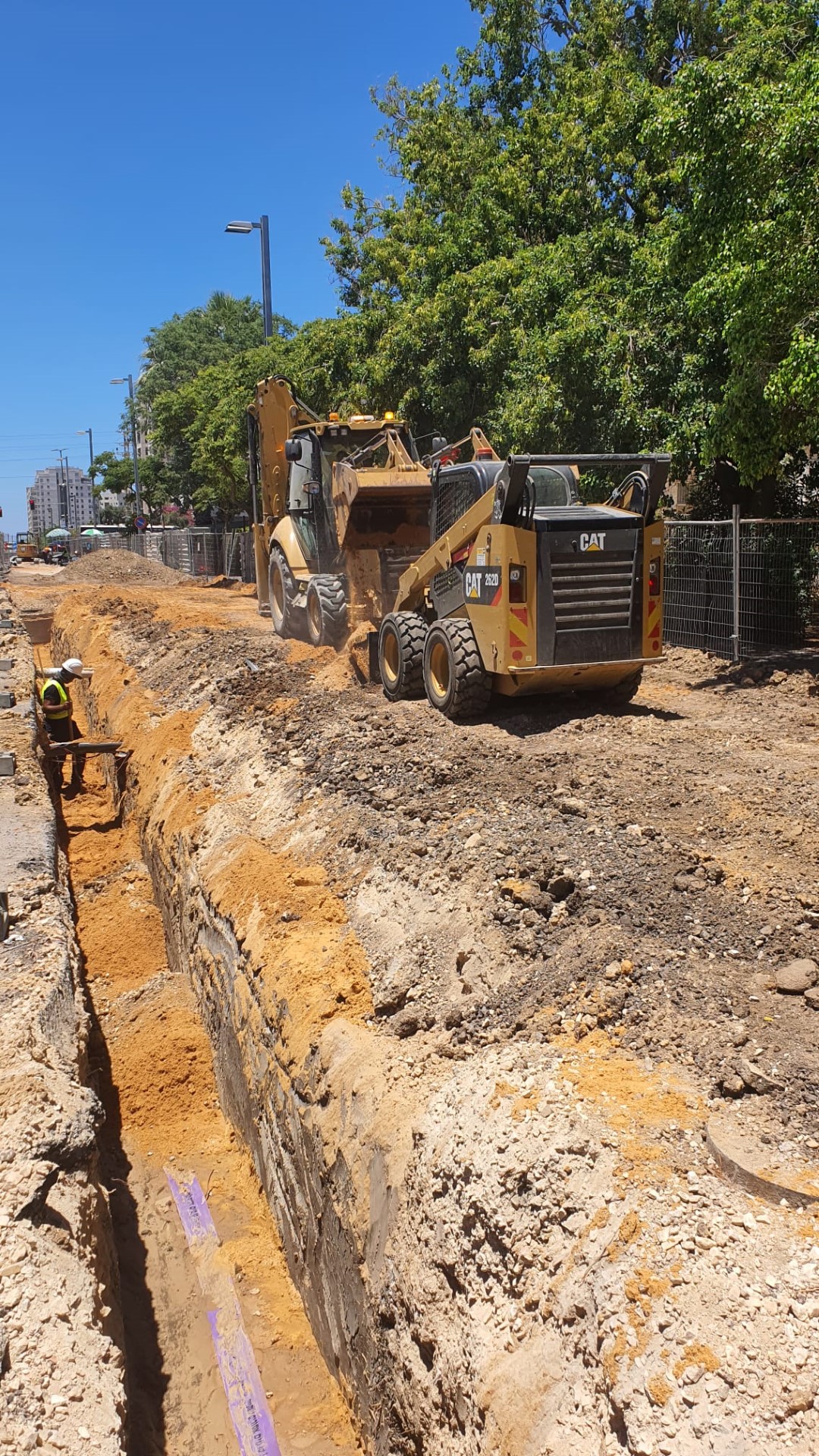 כיסוי קו צנרת